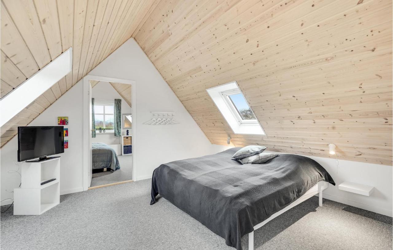 Nice Home In Aeroskobing With Kitchen Eksteriør bilde